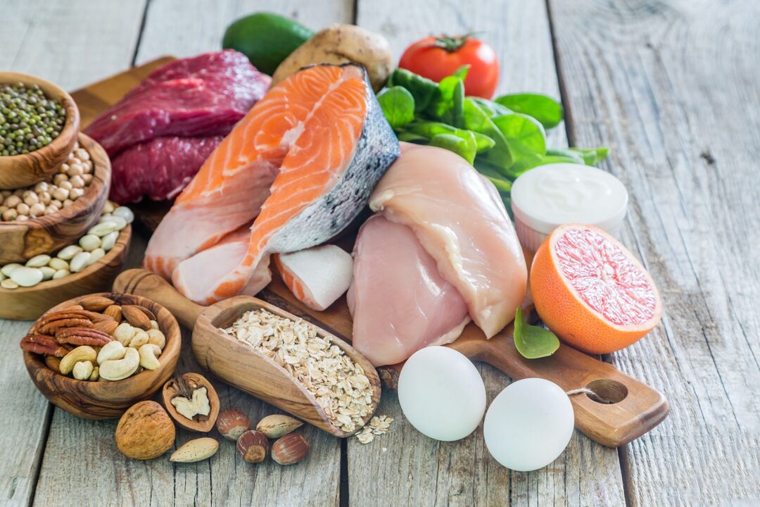 Abwechselnde Protein- und Kohlenhydrat-Lebensmittel zur Gewichtsreduktion