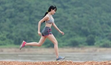 körperliche Aktivität zum Abnehmen an den Beinen